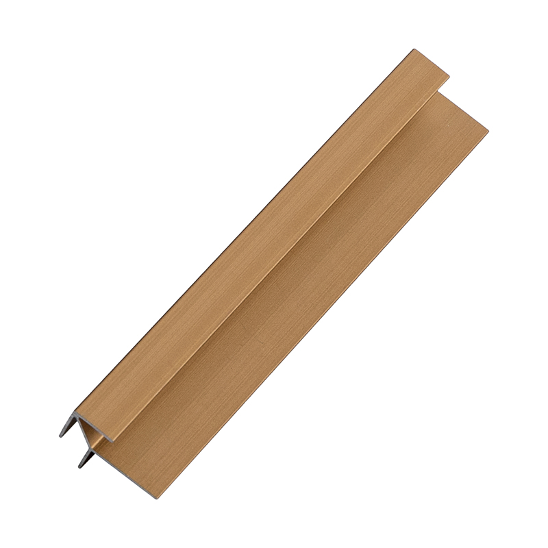 Aluminum Arrow Outside Corner Trim - Image 4