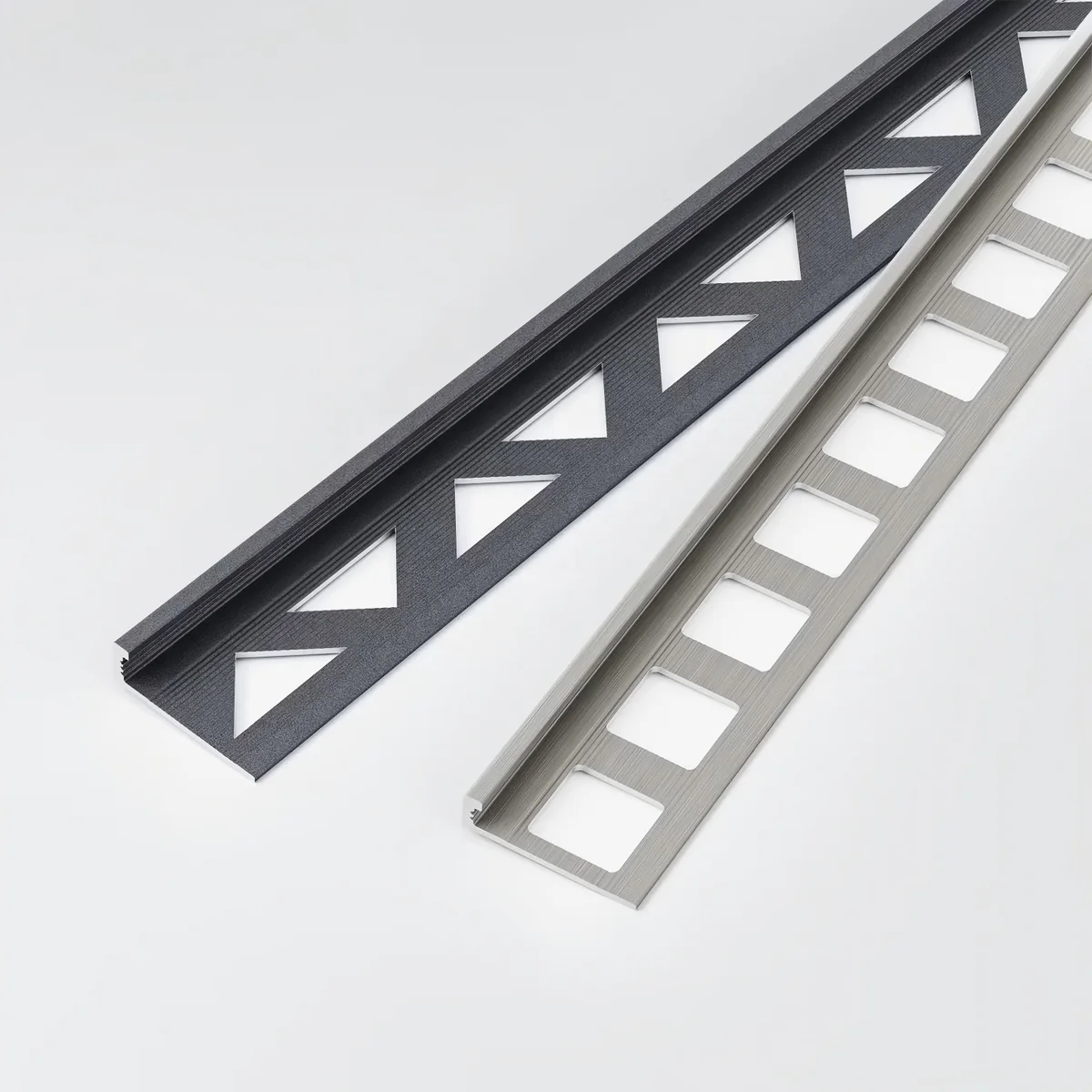 L-shaped metal profile for finishing a straight tile edge