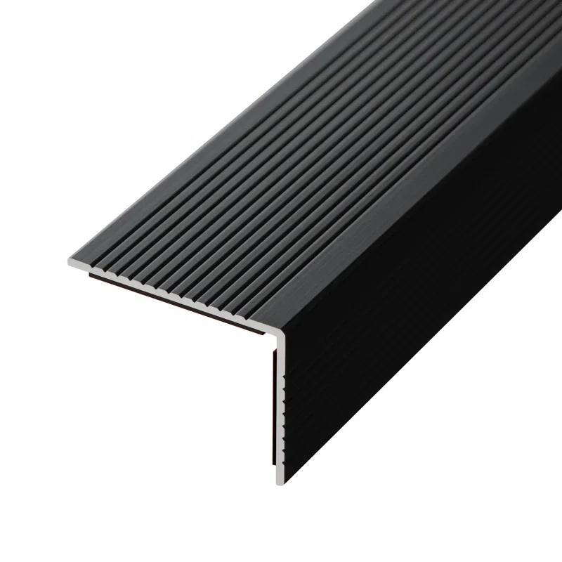 L-shaped metal stair edge nosing for retrofit stairs