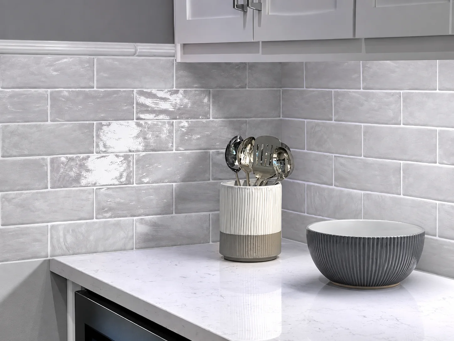 Ceramic backsplash tile trim matched to wall tile