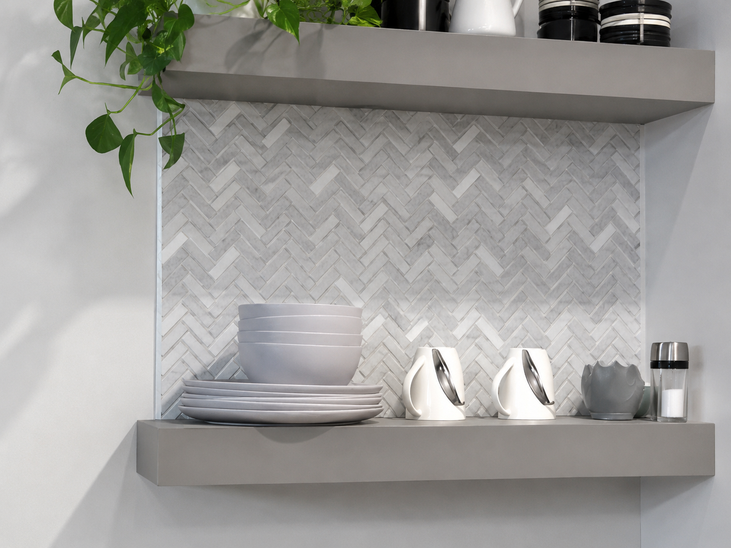 Backsplash tile trim around an exposed tiled wall edge